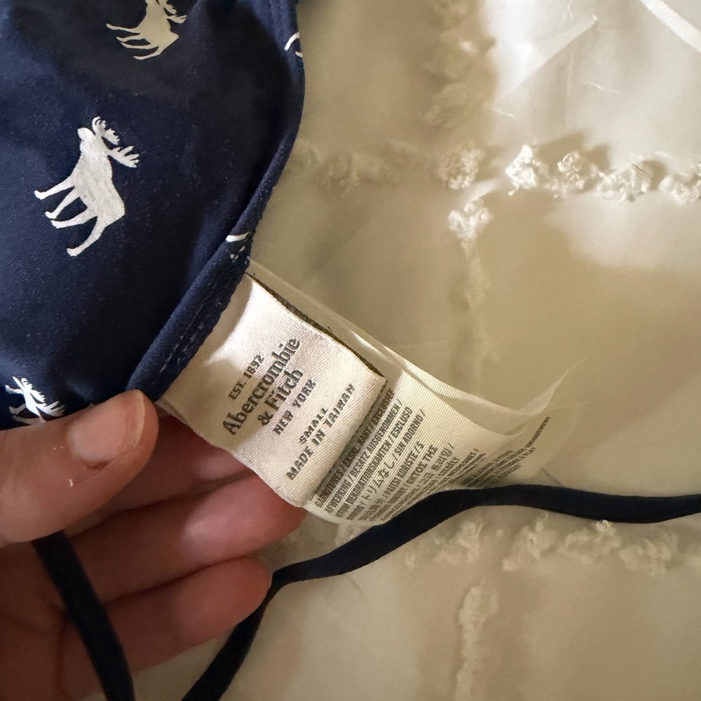 Old School Abercrombie Navy Triangle Bikini Top with White Moose Print - Picture 3 of 4